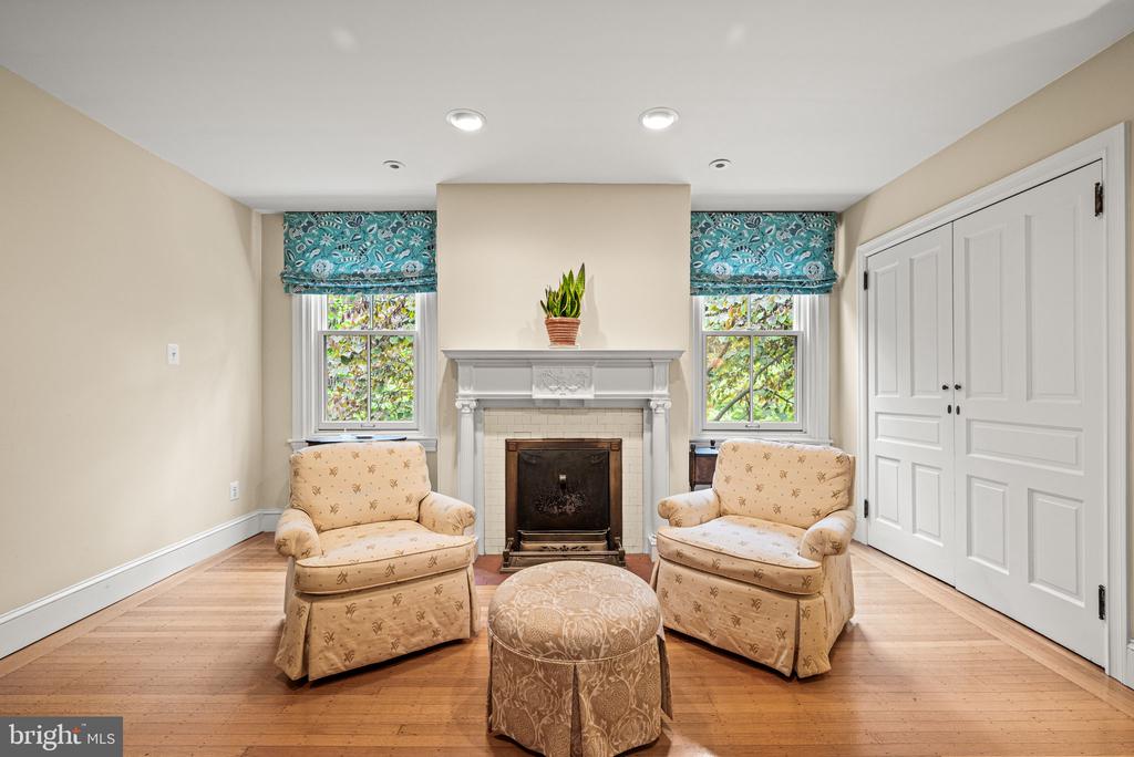 118 WALNUT AVENUE