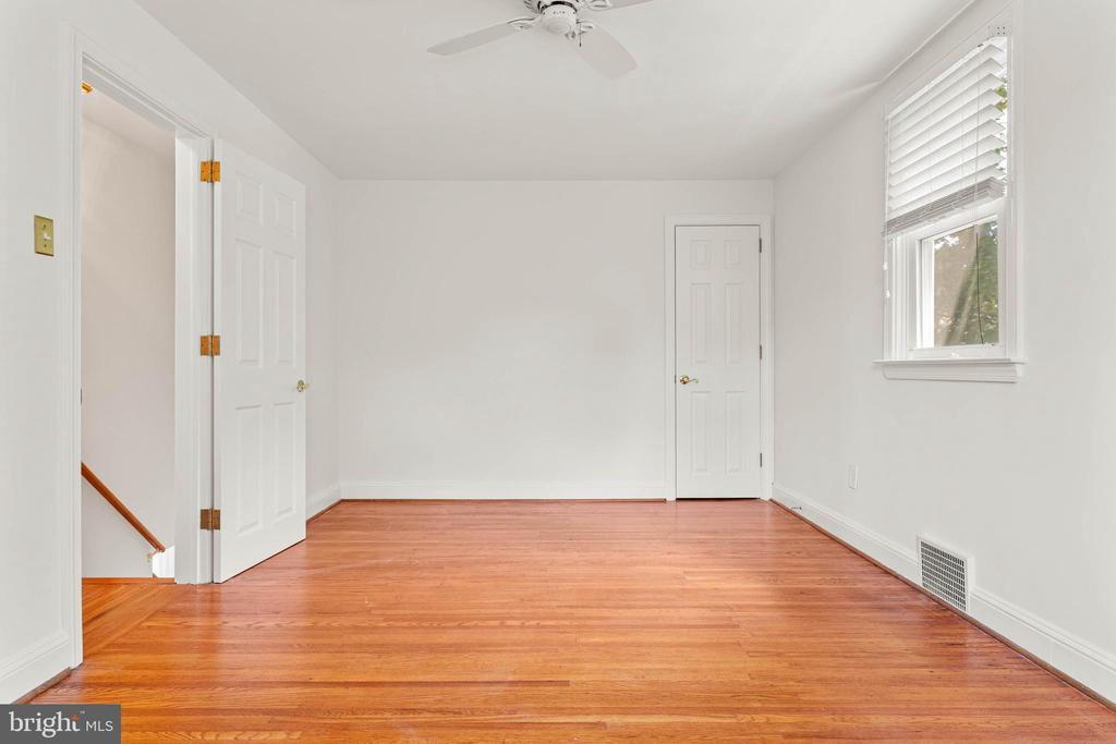 393 GRANGE ROAD