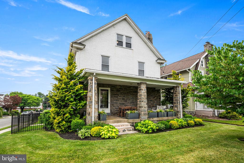 22 WASHINGTON AVENUE