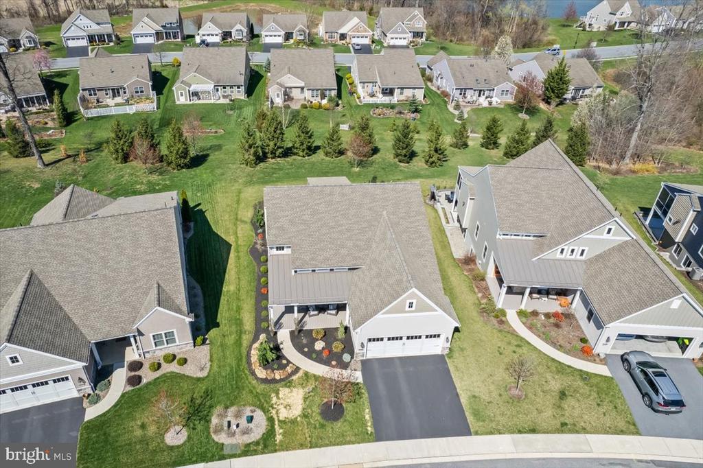 1205 MOSAIC DRIVE