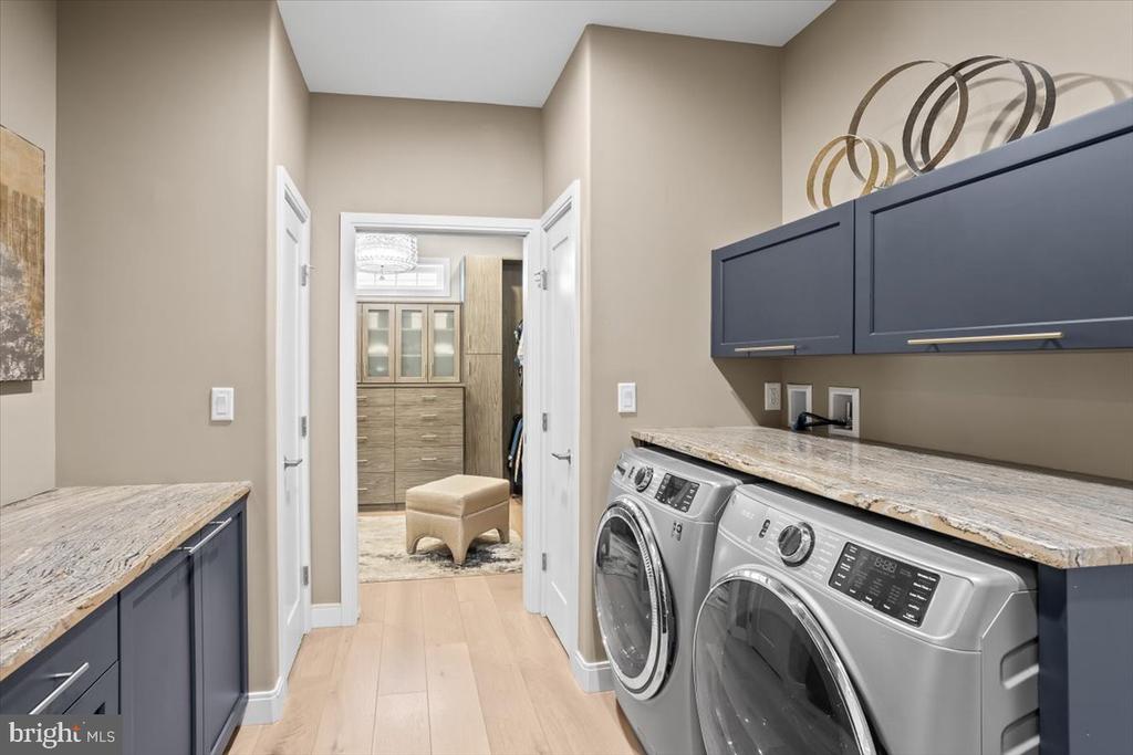 1205 MOSAIC DRIVE