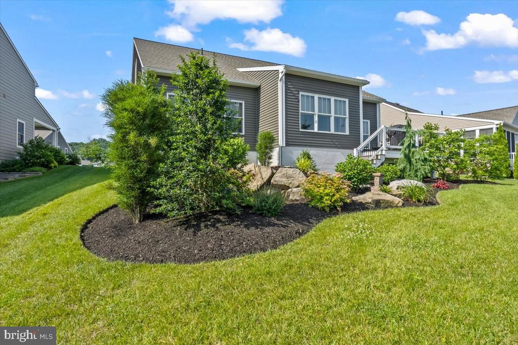 1205 MOSAIC DRIVE