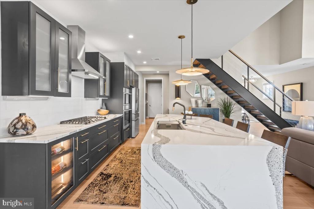 1205 MOSAIC DRIVE