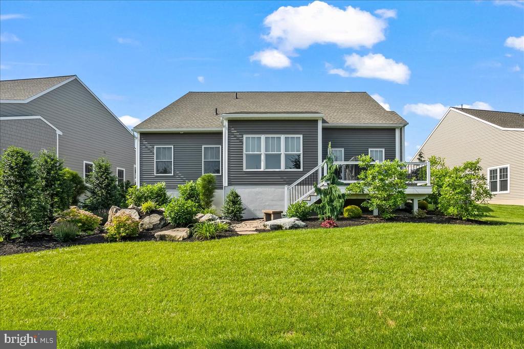 1205 MOSAIC DRIVE