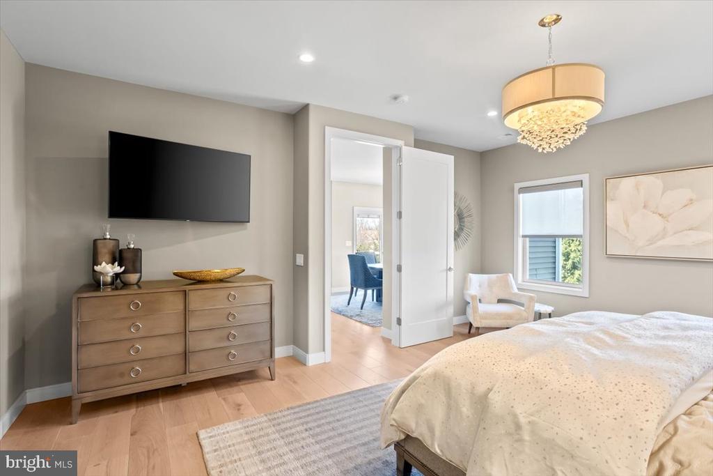 1205 MOSAIC DRIVE