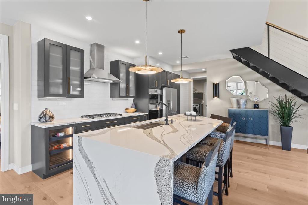 1205 MOSAIC DRIVE