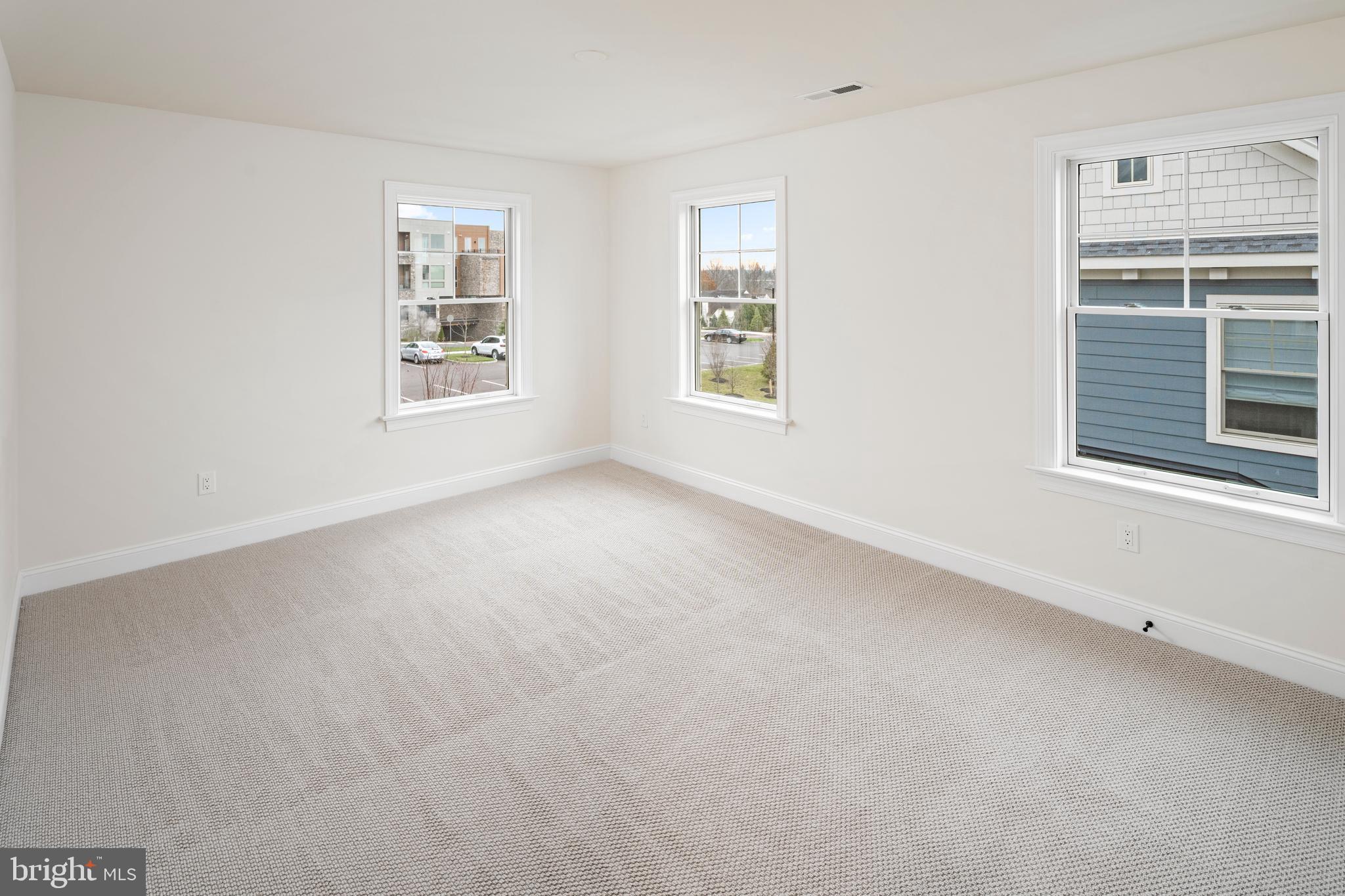510 ROBERTS RD 77