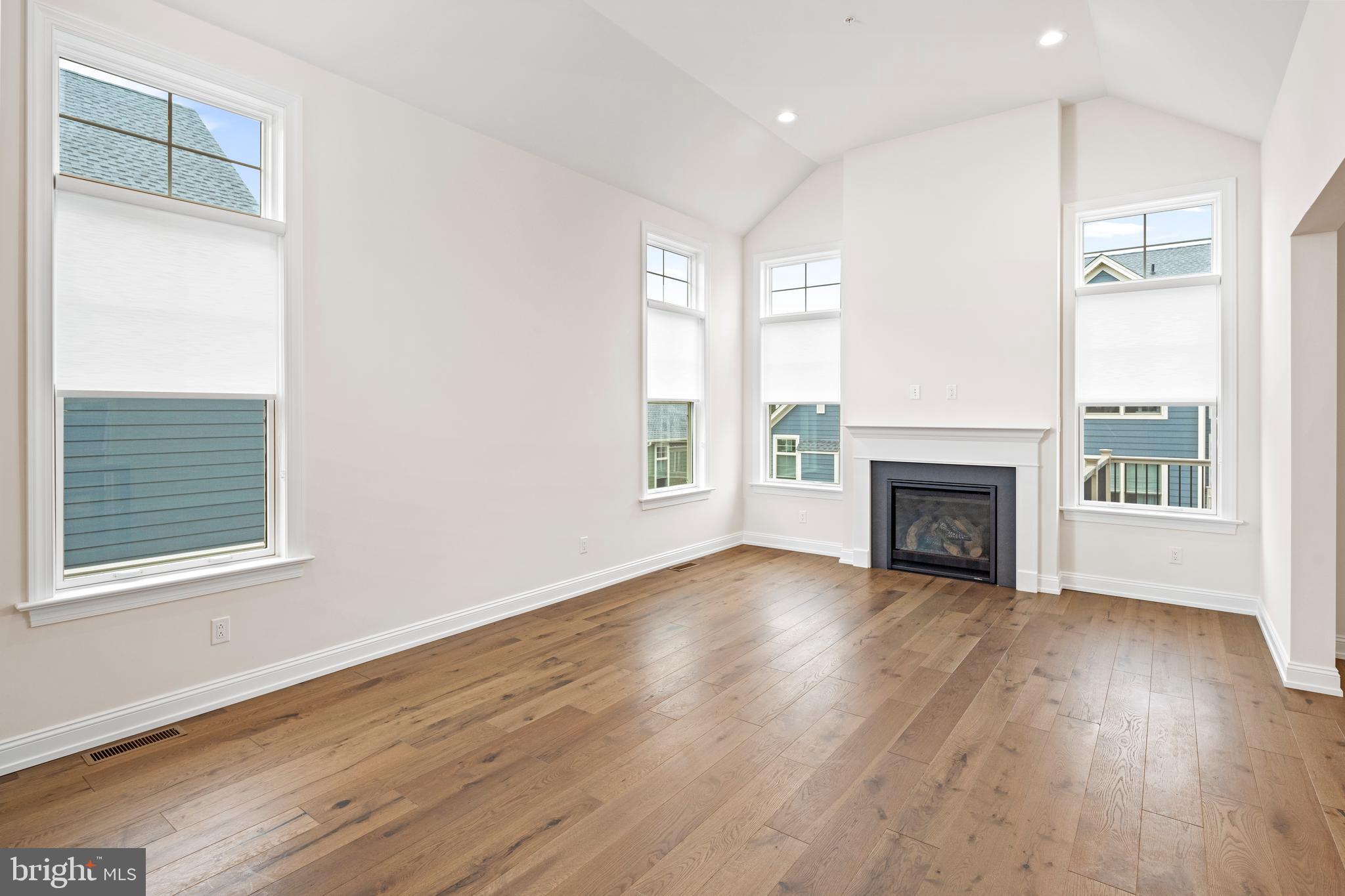 510 ROBERTS RD 77