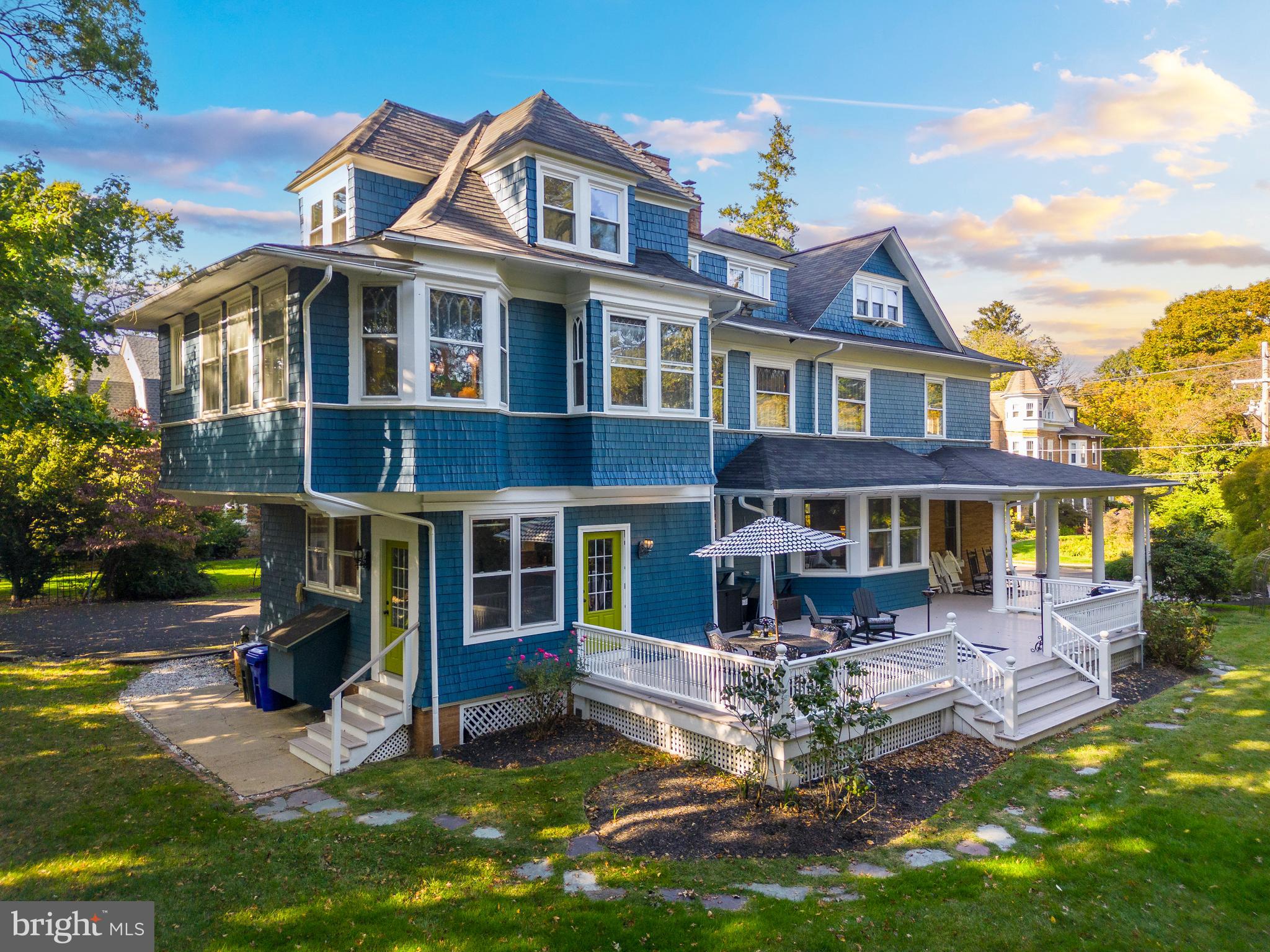 1104 STRATFORD AVENUE