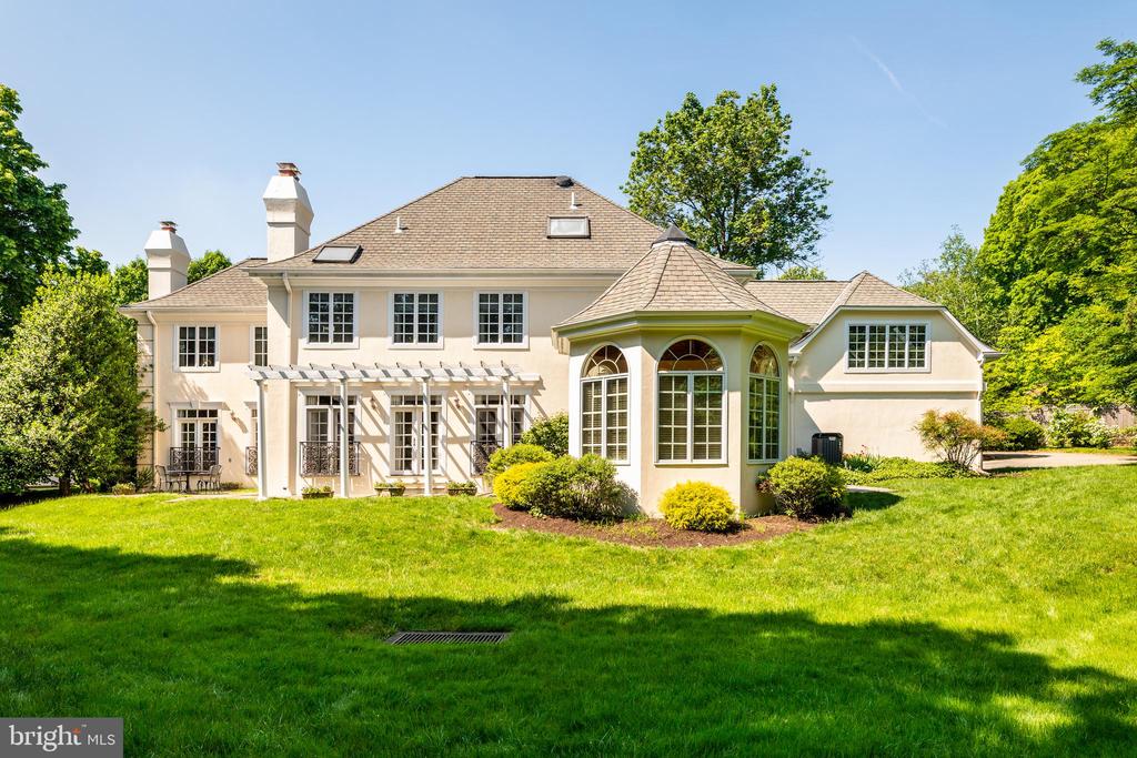 264 GLENMOOR ROAD