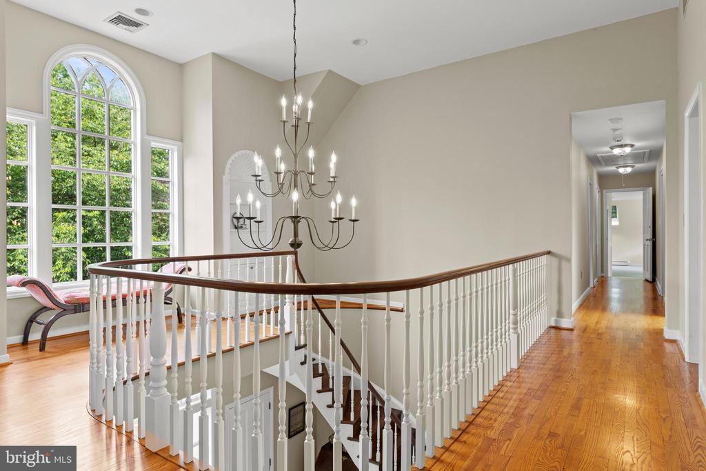 264 GLENMOOR ROAD