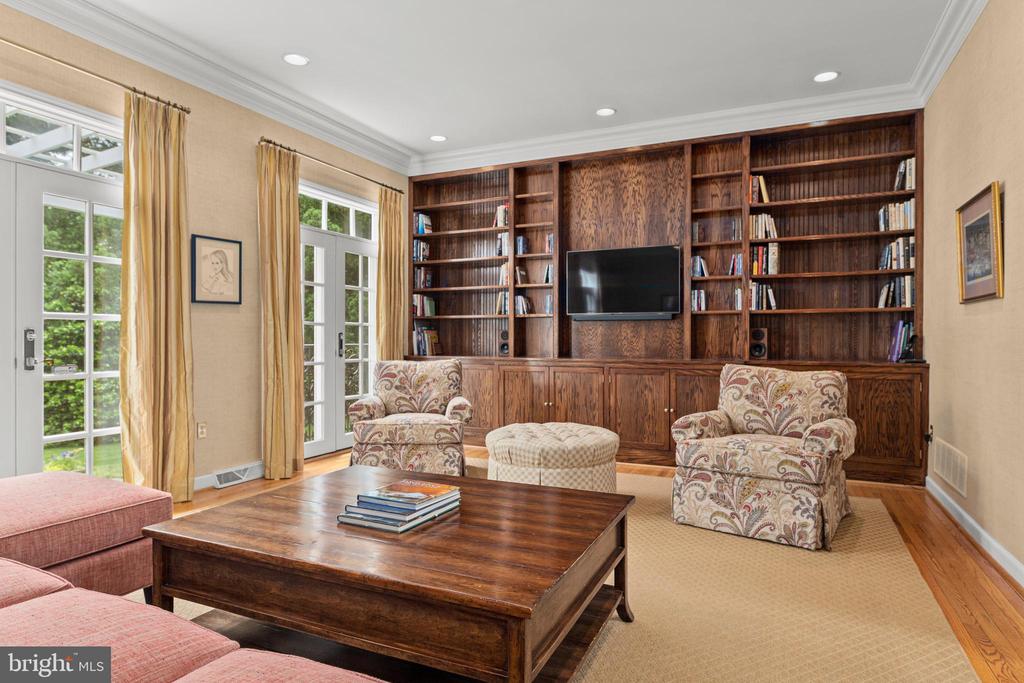 264 GLENMOOR ROAD