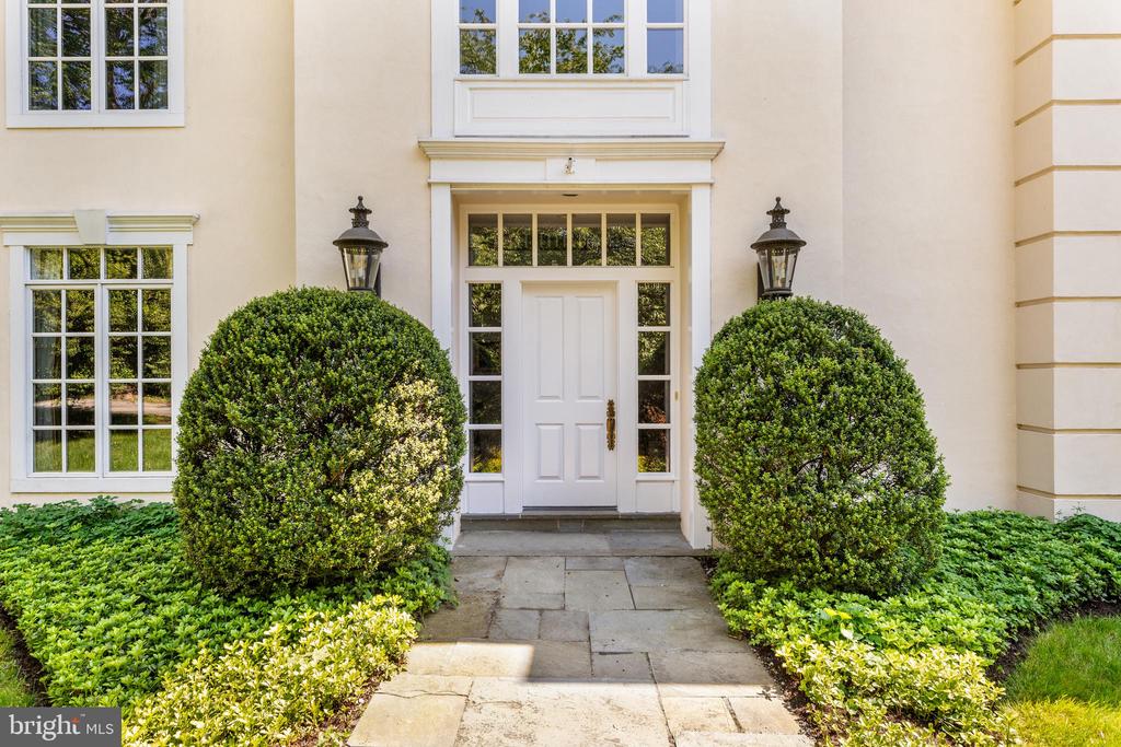 264 GLENMOOR ROAD