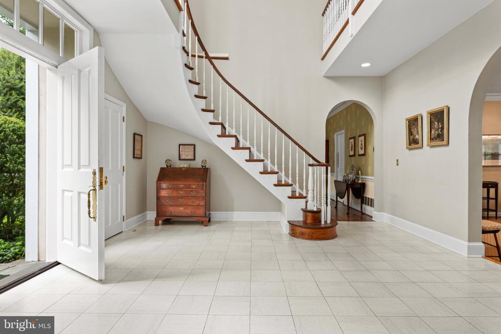 264 GLENMOOR ROAD