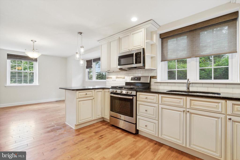 1617 HUNTINGDON ROAD