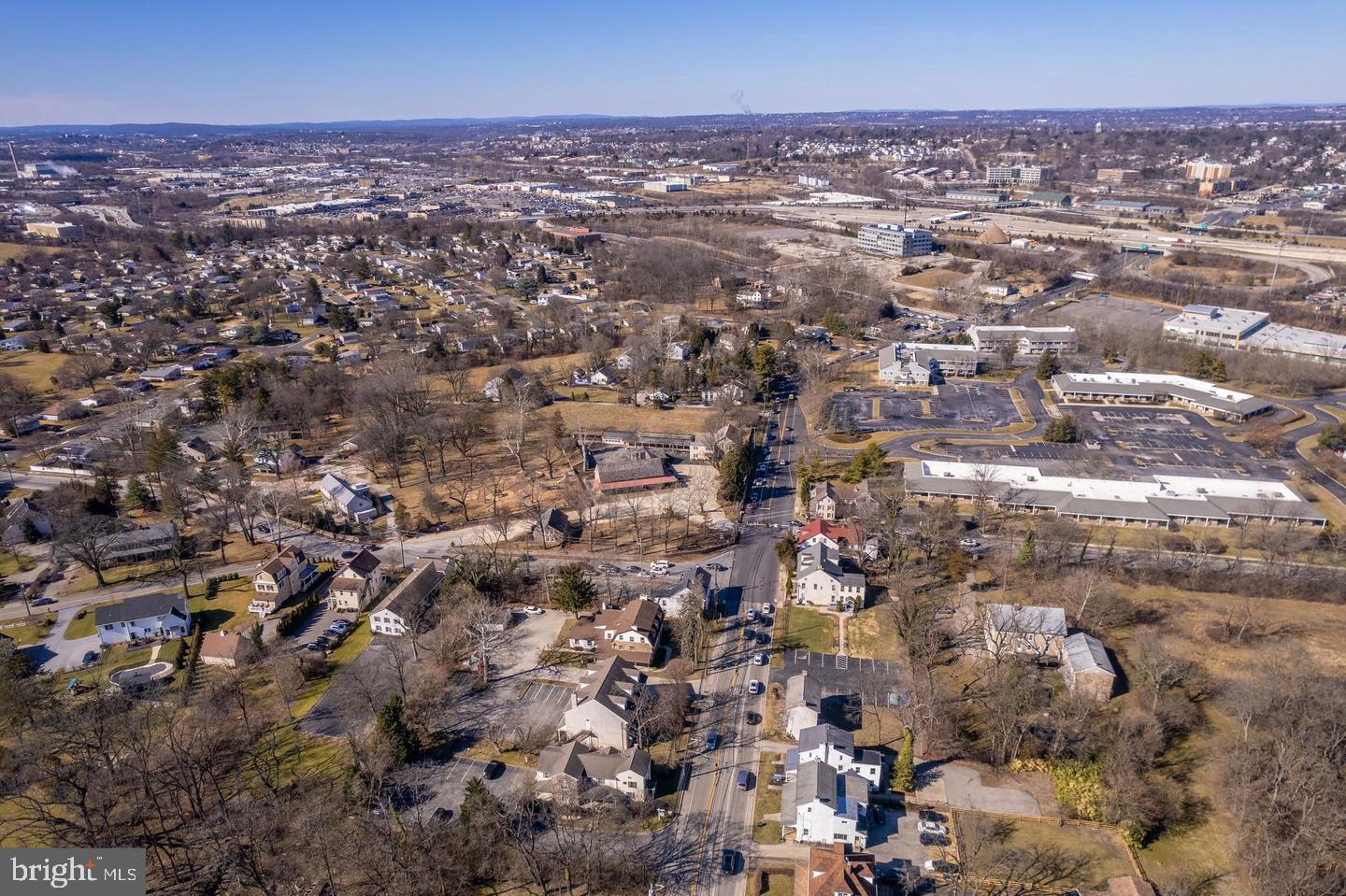8 E GERMANTOWN PIKE