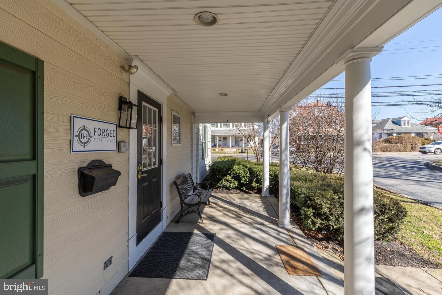 8 E GERMANTOWN PIKE