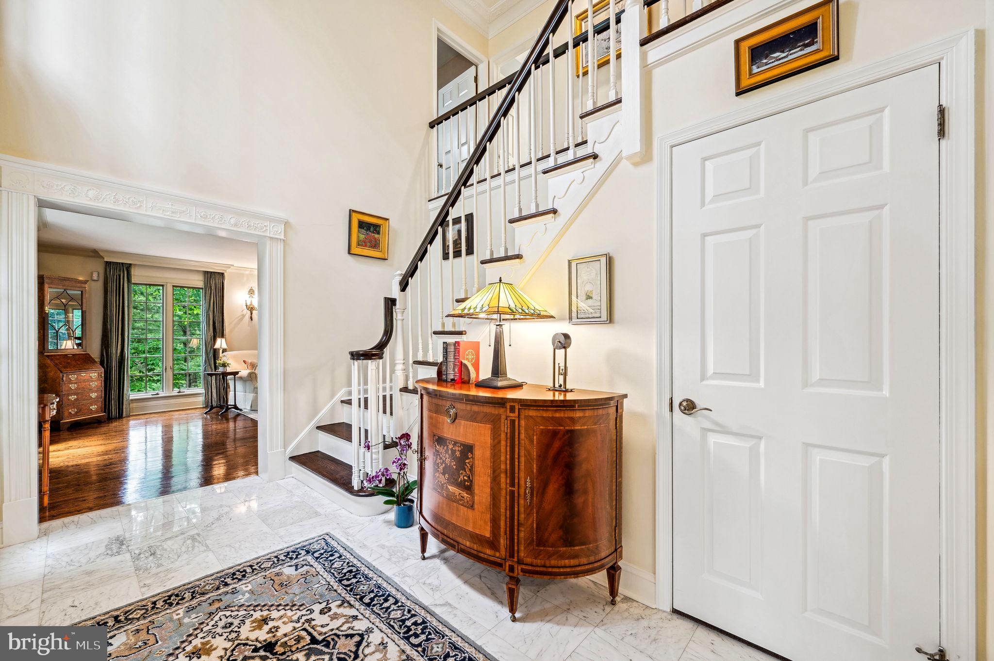 460 WOODLAND CIRCLE