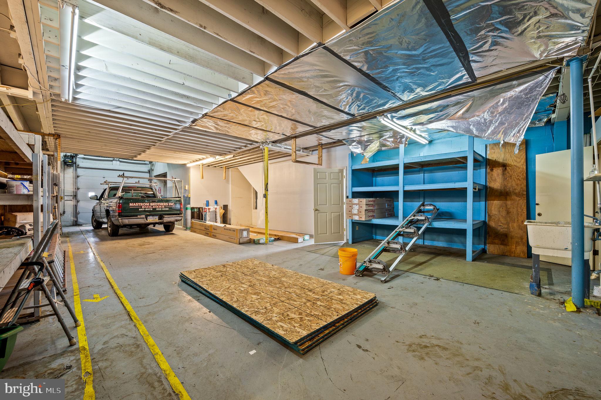 725 & 735 BETHLEHEM PIKE