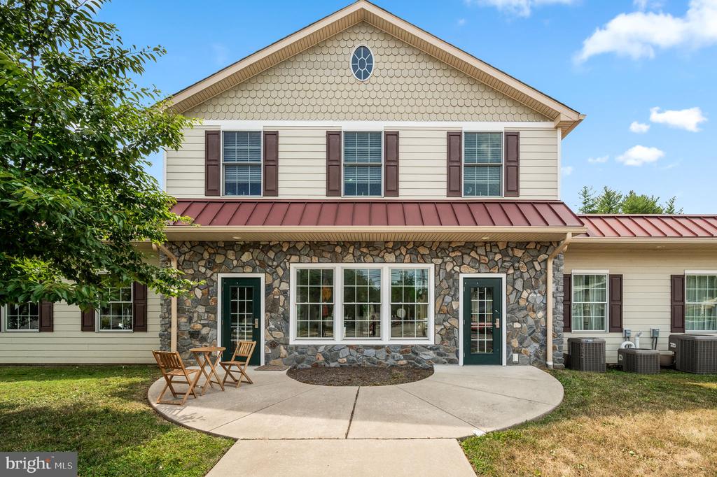 725 & 735 BETHLEHEM PIKE