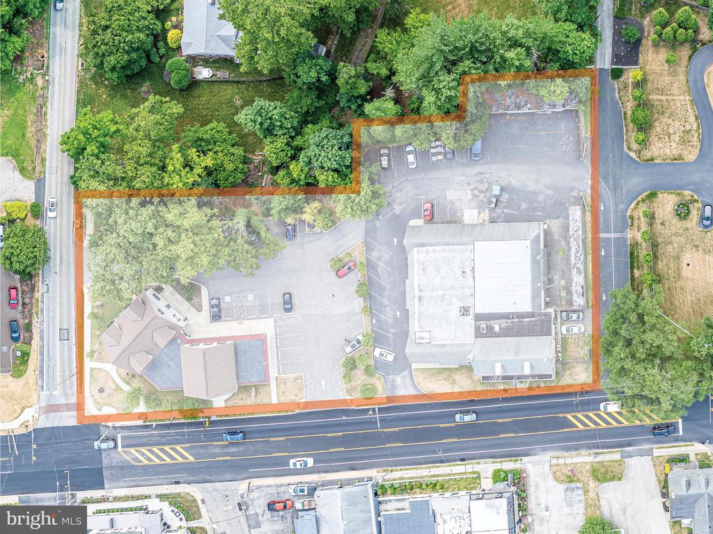 725 & 735 BETHLEHEM PIKE