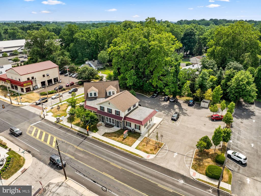 725 & 735 BETHLEHEM PIKE