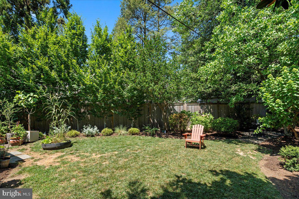 7811 PINE ROAD