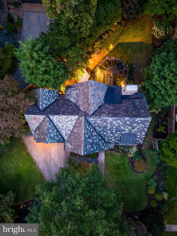 7811 PINE ROAD