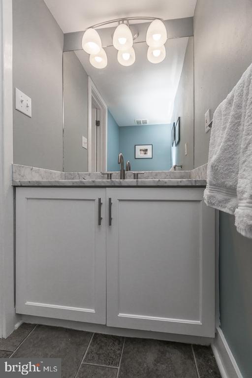 104 WOODSIDE AVENUE B103