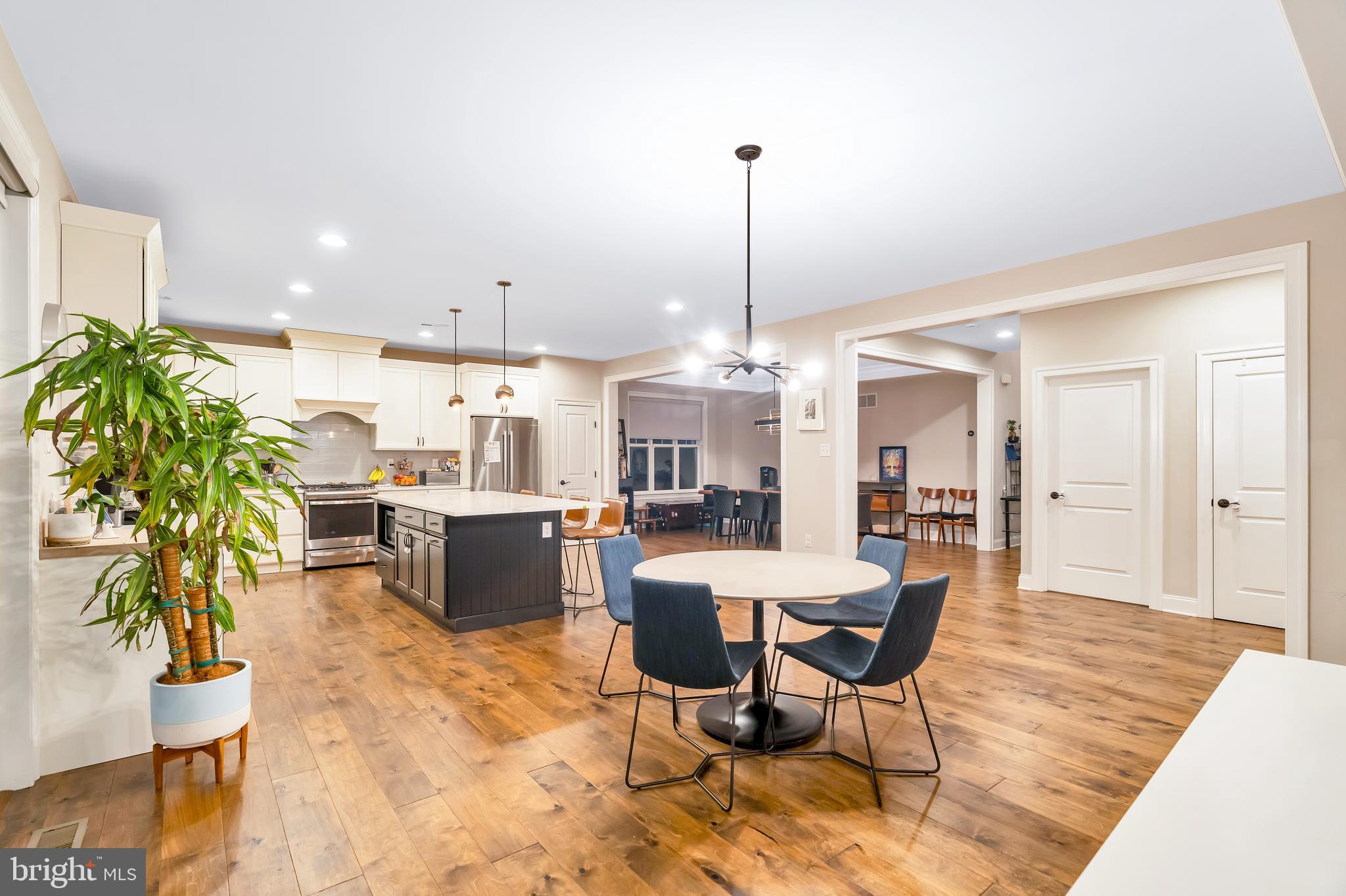 503 WHITNEY PLACE