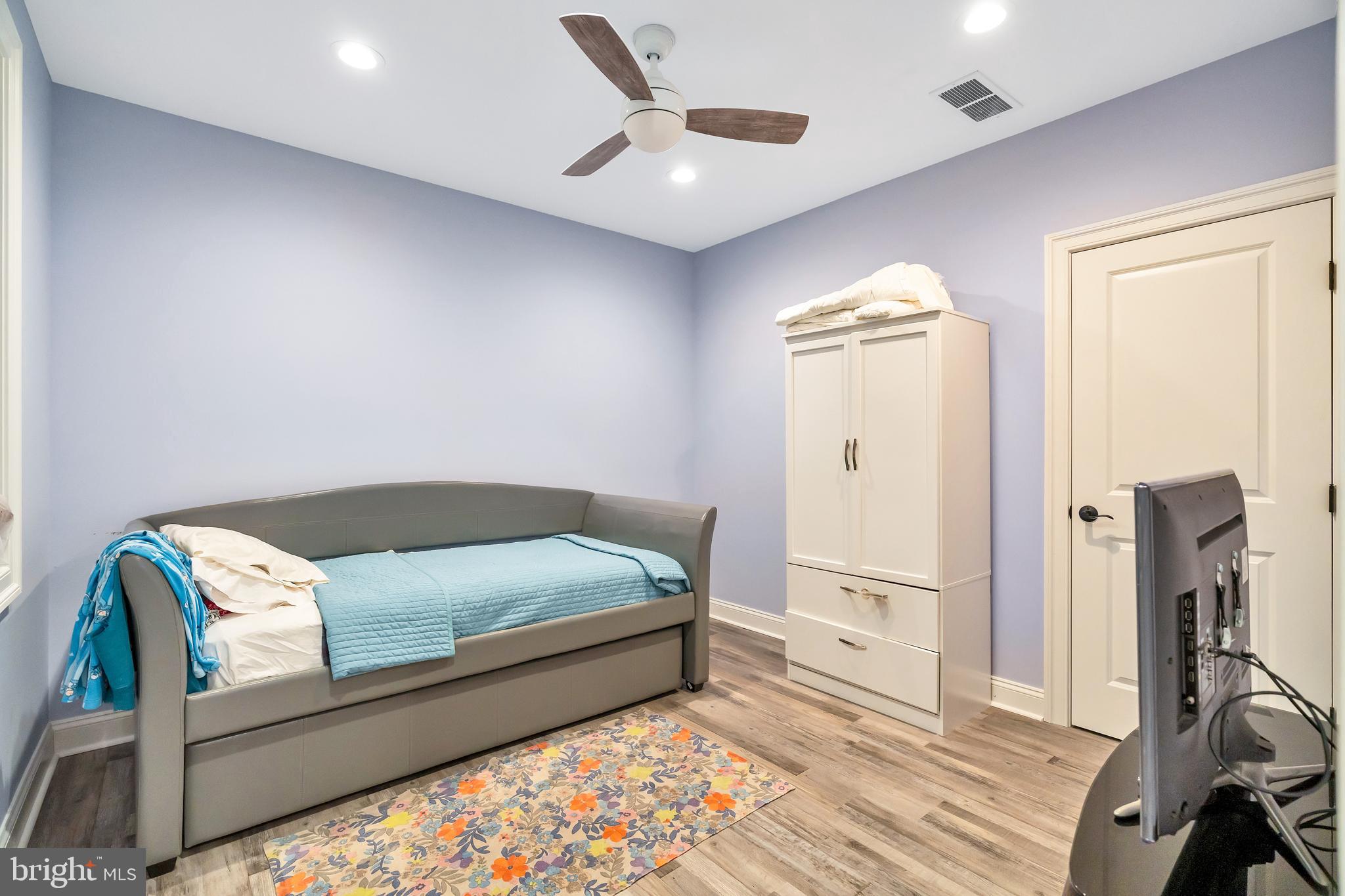 503 WHITNEY PLACE