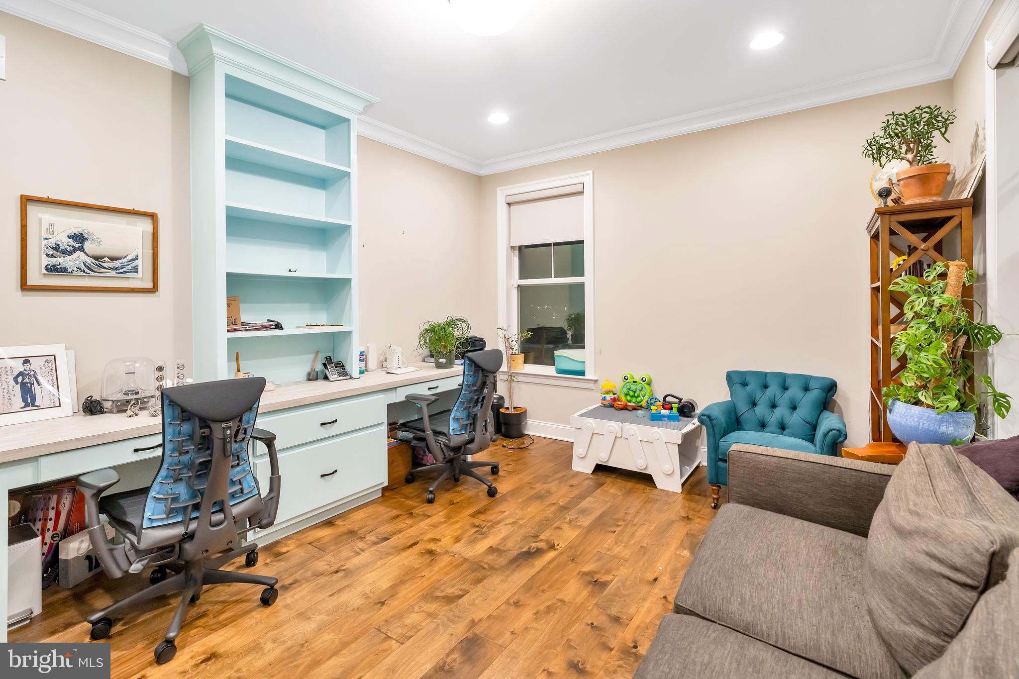 503 WHITNEY PLACE