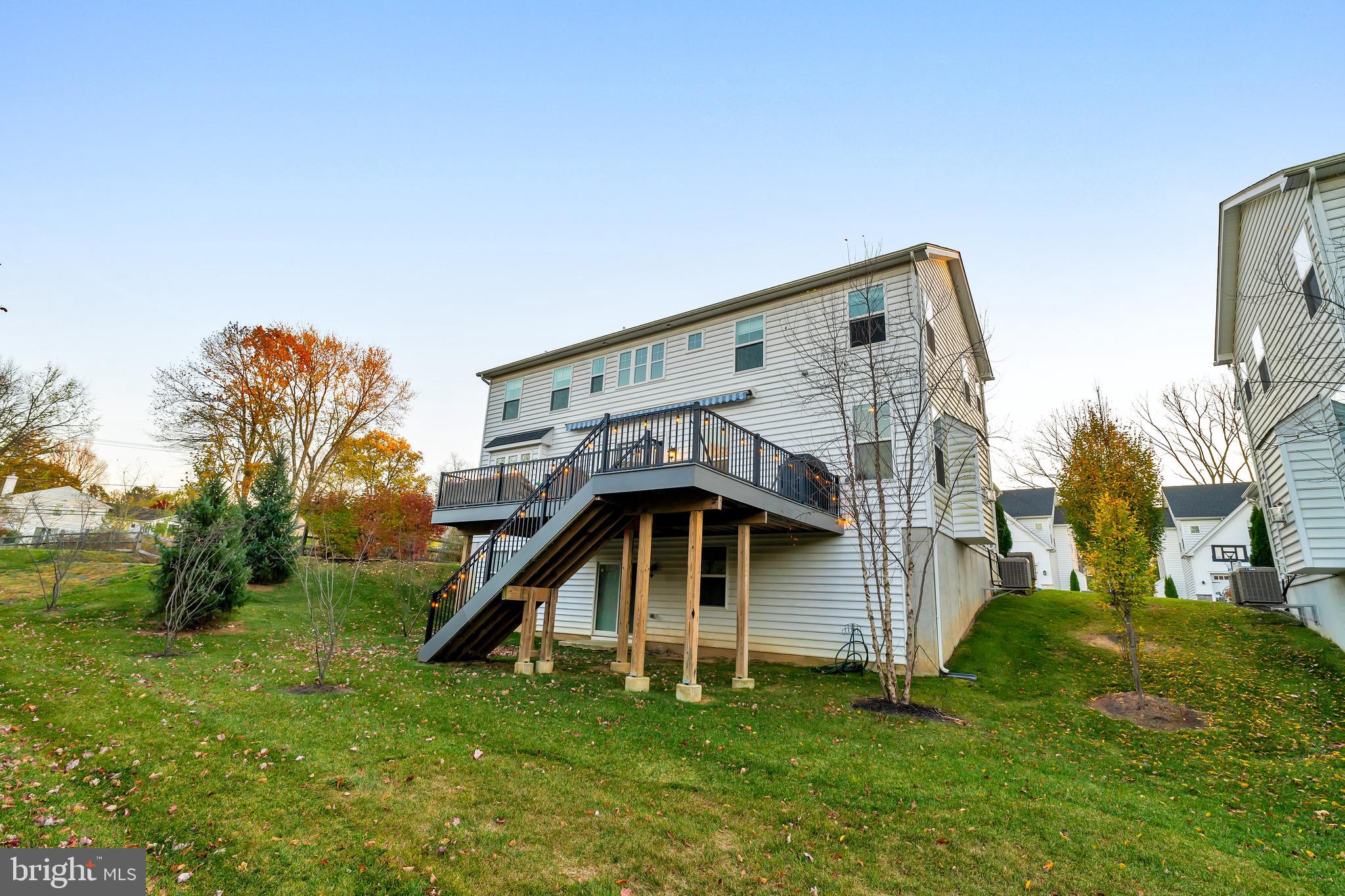 503 WHITNEY PLACE