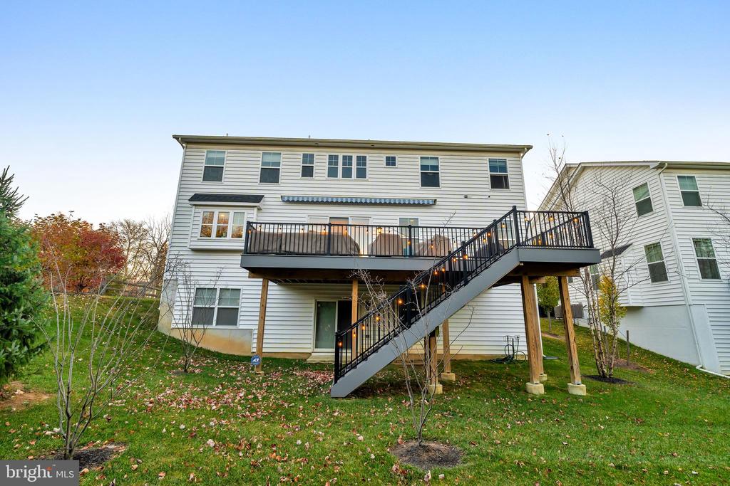 503 WHITNEY PLACE