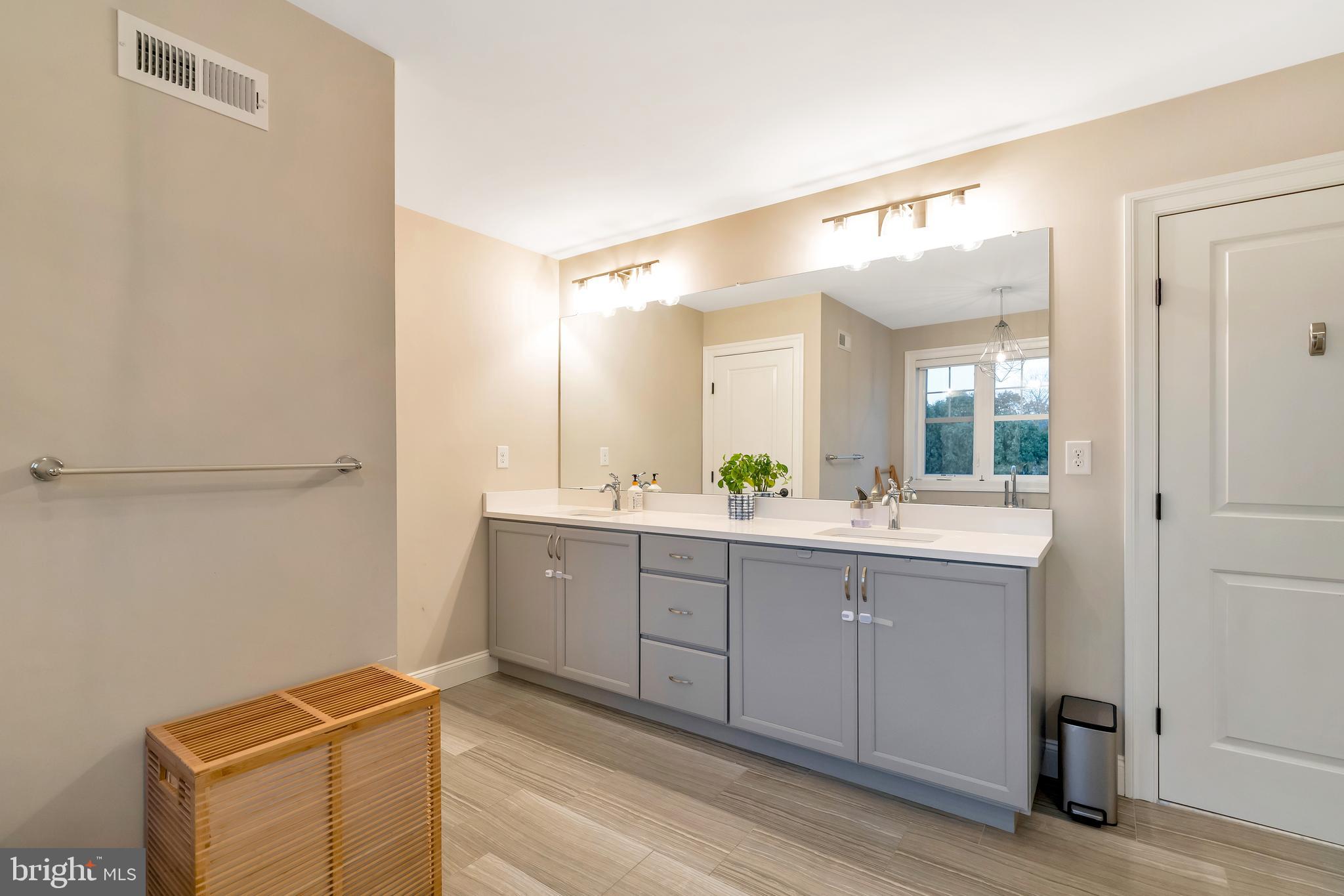 503 WHITNEY PLACE