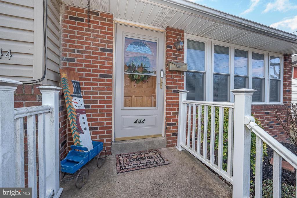 444 N MAIN STREET