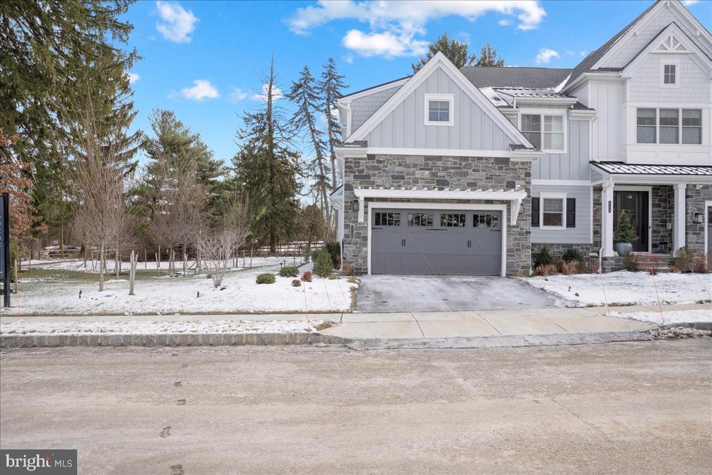 6200 ARGOS DRIVE