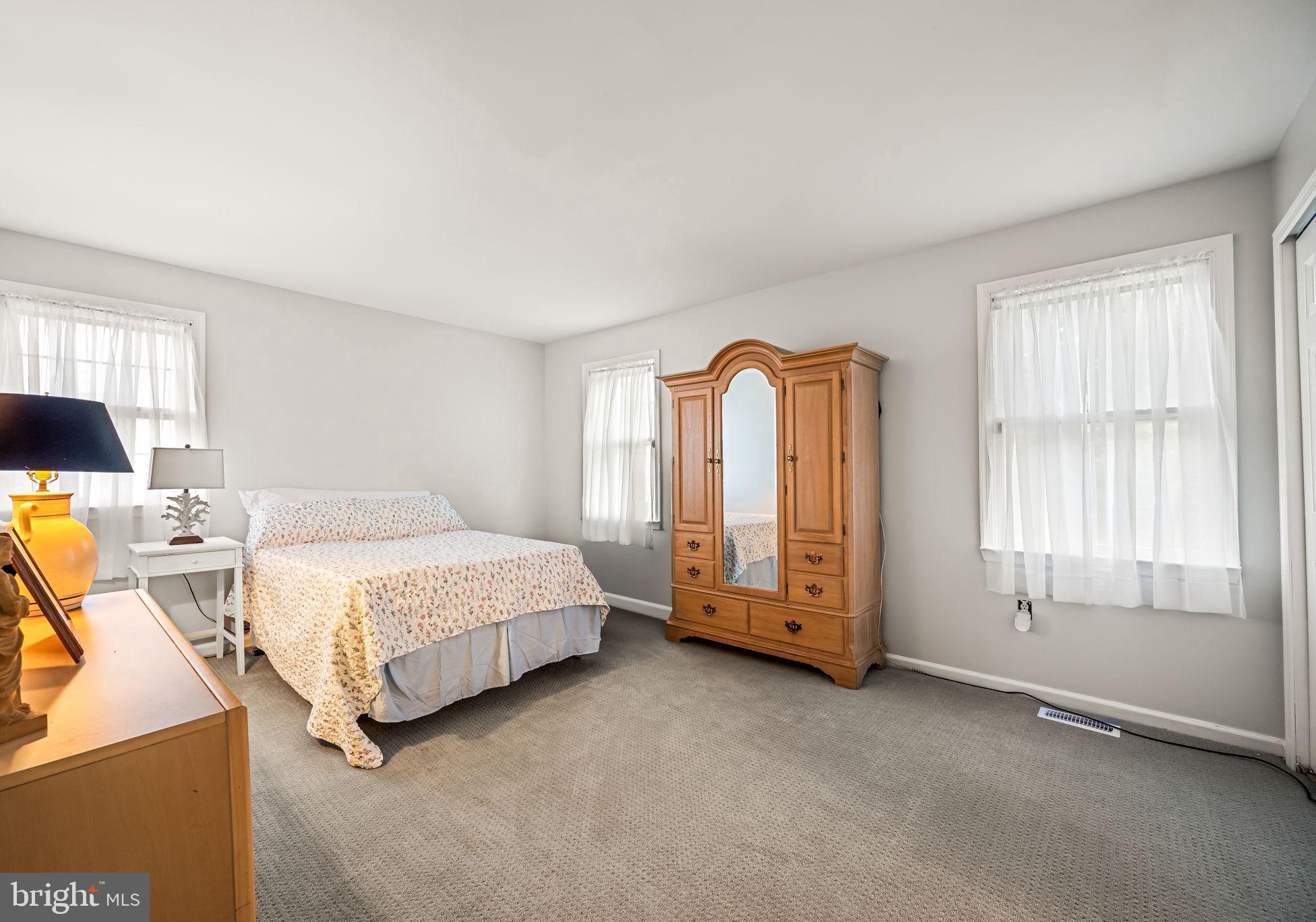 14 AUCHY ROAD