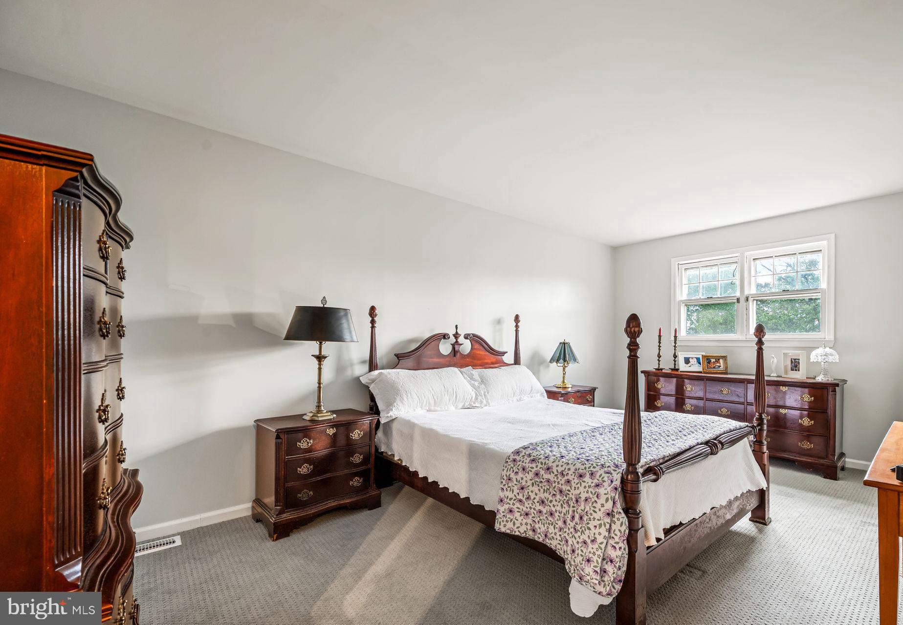 14 AUCHY ROAD