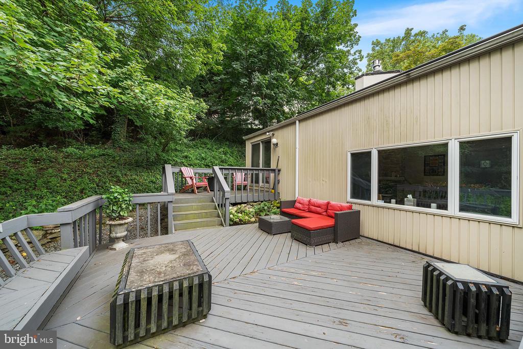 190 PINE TREE ROAD