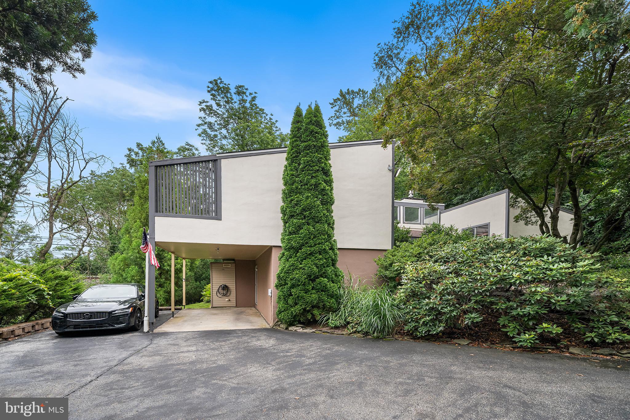 190 PINE TREE ROAD
