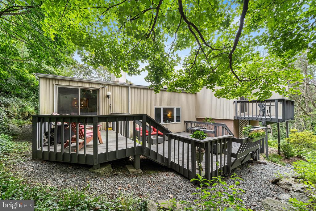 190 PINE TREE ROAD