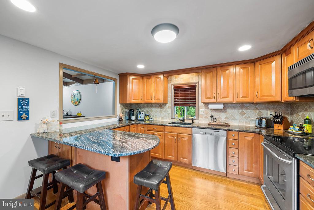 190 PINE TREE ROAD