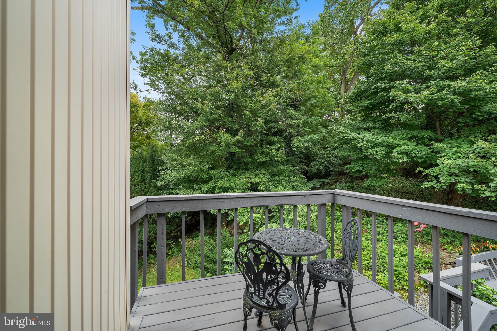 190 PINE TREE ROAD