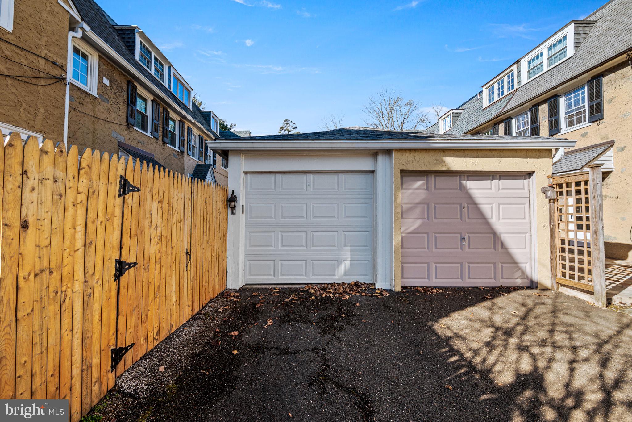 503 E GRAVERS LANE
