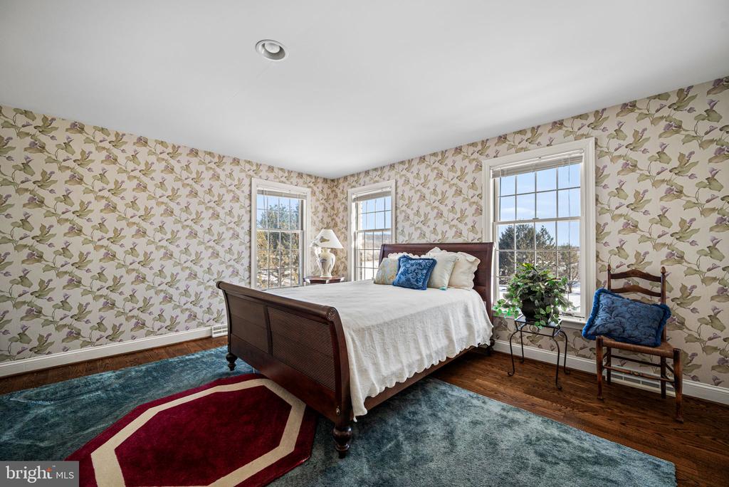 220 SASSAMANSVILLE ROAD