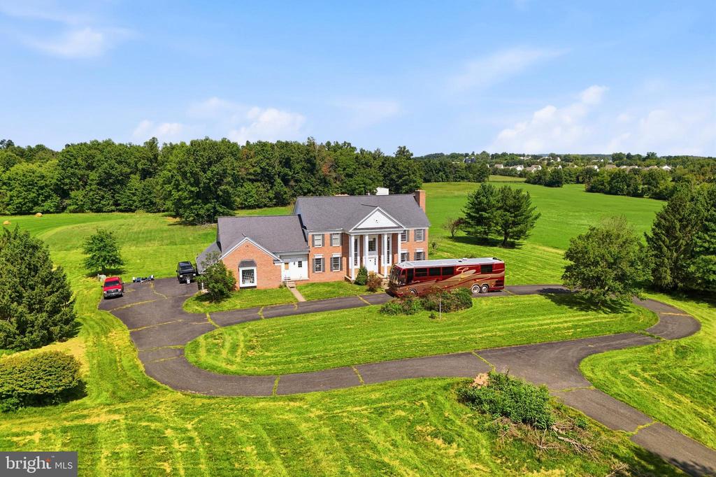 220 SASSAMANSVILLE ROAD
