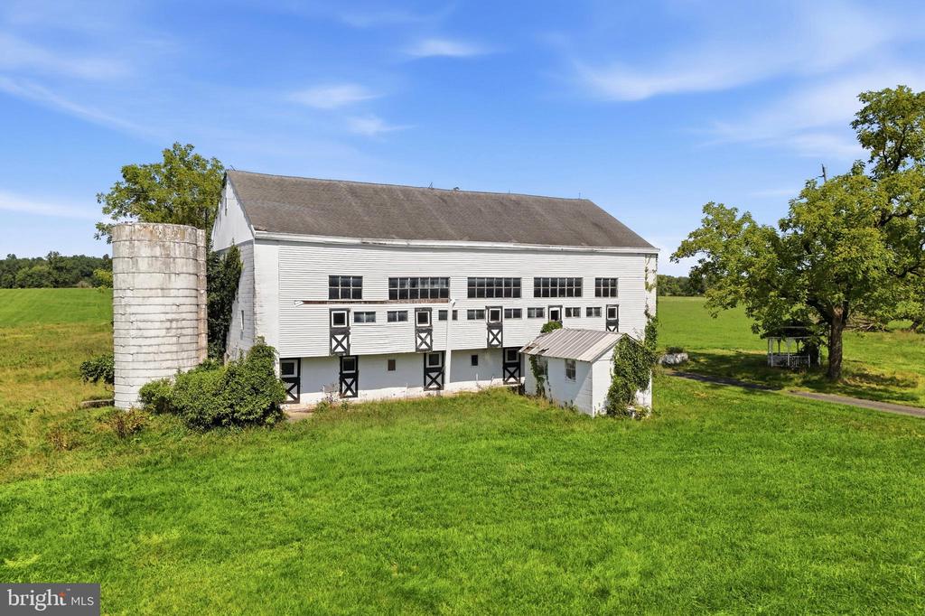 220 SASSAMANSVILLE ROAD