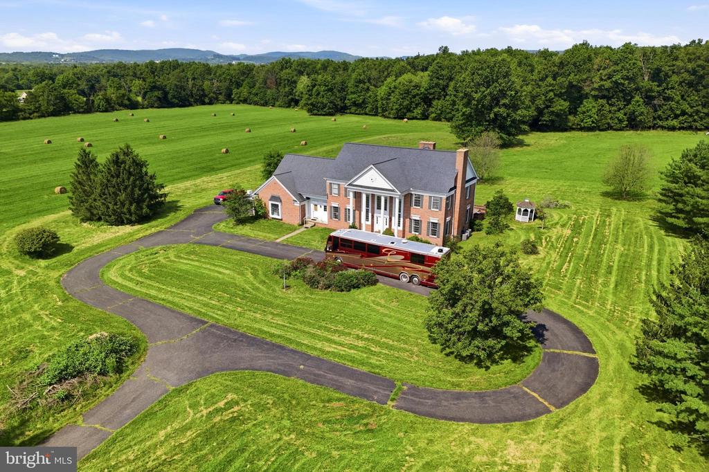 220 SASSAMANSVILLE ROAD