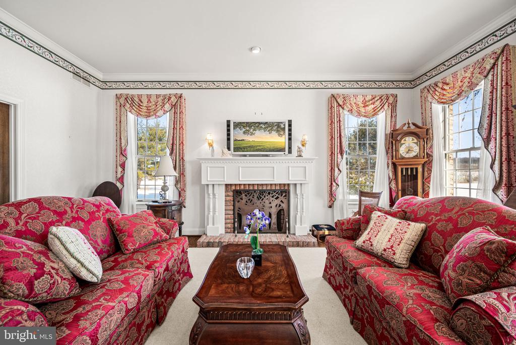 220 SASSAMANSVILLE ROAD